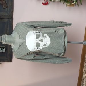 Skull sweatshirt
